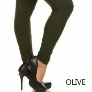 NWT Super Soft Olive Leggings - Plus